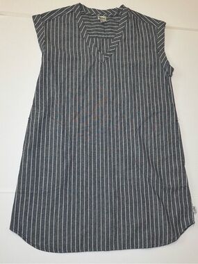 Rhythm Striped V-Neck Shift Tunic
Dress size small